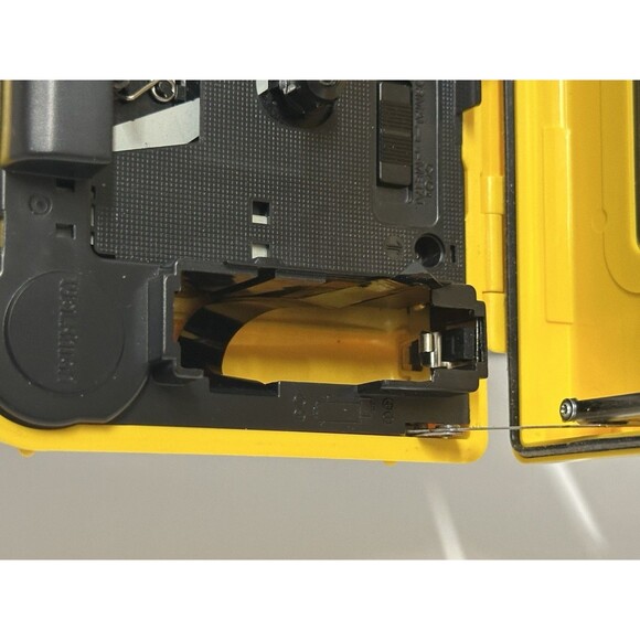 Sony Walkman WM-AF54 Portable Cassette Player Sports Radio Works Tested - Picture 4 of 14